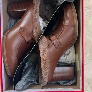 Designer Shoe Blowout sale!! Aerosoles center city